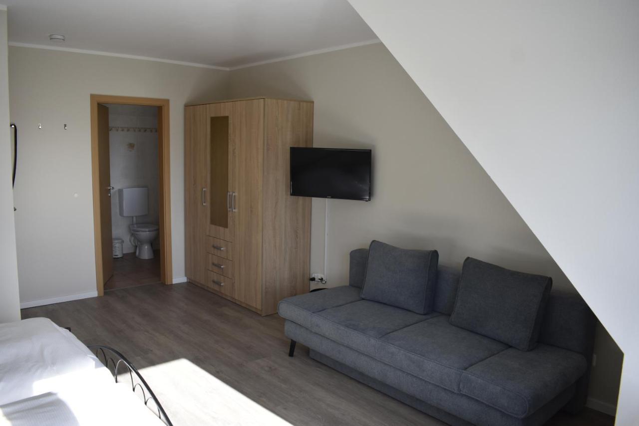 Pension Zur Schleuse Garni Am Elbe Luebeck - Kanal In Witzeeze Exteriér fotografie