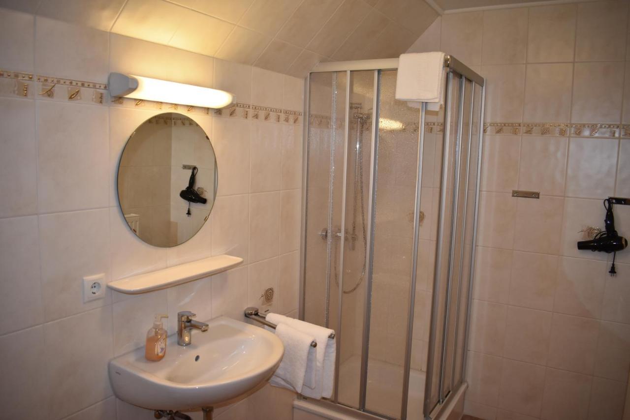 Pension Zur Schleuse Garni Am Elbe Luebeck - Kanal In Witzeeze Exteriér fotografie