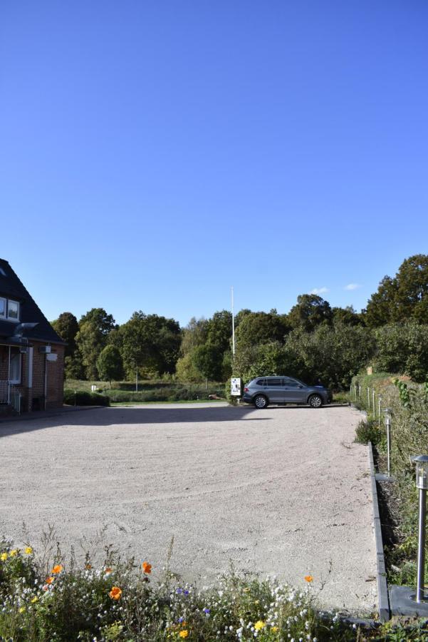 Pension Zur Schleuse Garni Am Elbe Luebeck - Kanal In Witzeeze Exteriér fotografie
